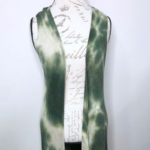 L Green Tie Dye LuLaRoe Joy Vest